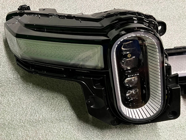 21-22 Rivian R1T OEM Headlight Assembly RH NEW Right Passenger Side